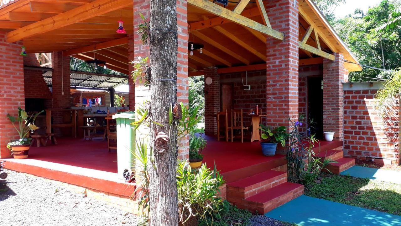 Cabañas La Quinta Puerto Iguazú Exterior foto